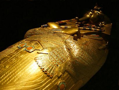 Le masque mortuaire de Toutankhamon et Cercueils (masque) Le masque mortuaire de Toutankhamon et Cercueils
