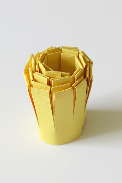 Papier unique Vase et fleurs Artisanat pour les enfants - Buggy et Buddy (unique) Vase papier unique et Artisanat Fleur pour les enfants - Buggy et Buddy