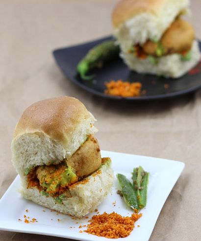 Vada Pav Recette - Mumbai style Pav Vada avec chutney épicé (comment faire vada pav Mirchi) Vada Pav Recette - Mumbai style Pav Vada avec chutney épicé