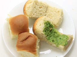 Vada Pav Recette - Mumbai style Pav Vada avec chutney épicé (mumbai) Vada Pav Recette - Mumbai style Pav Vada avec chutney épicé