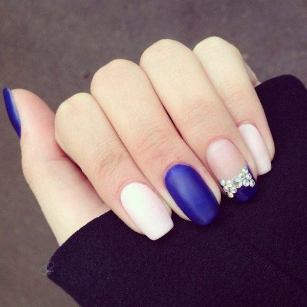 beżowy manicure beżowy manicure