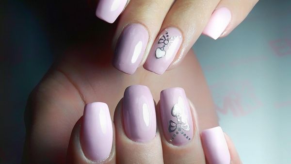 beżowy manicure beżowy manicure
