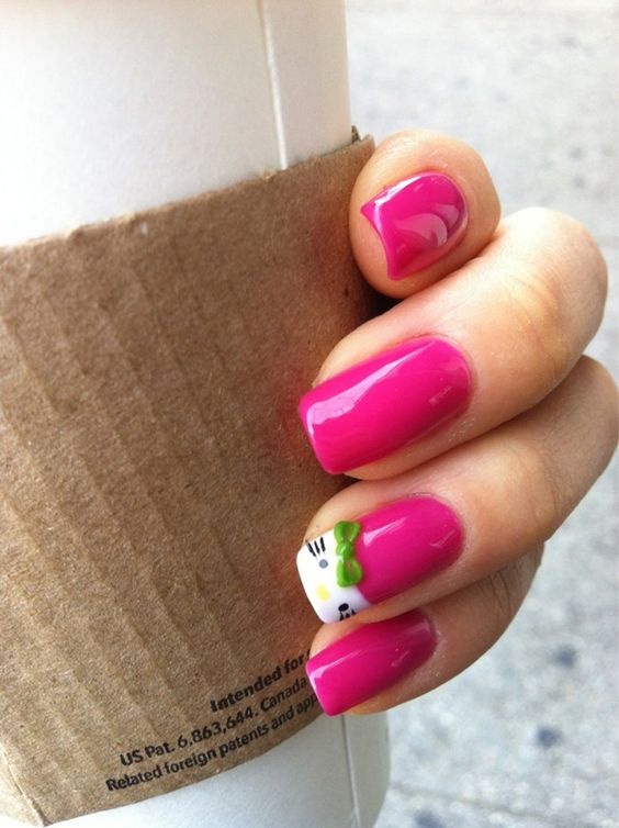 beżowy manicure beżowy manicure