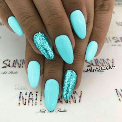 beżowy manicure beżowy manicure