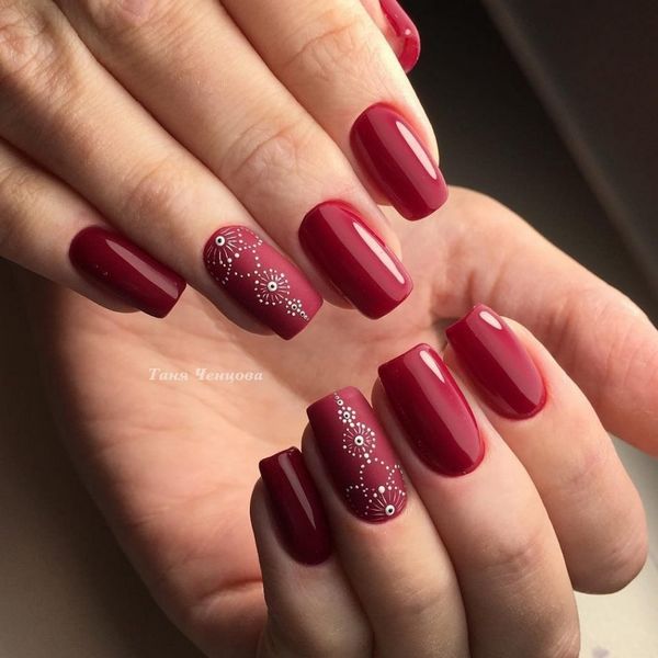 beżowy manicure matowy beżowy manicure