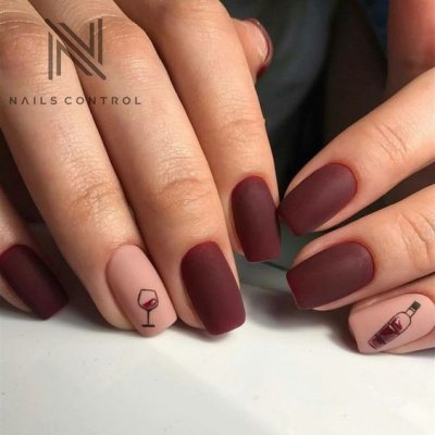 beżowy manicure matowy beżowy manicure