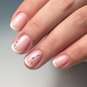 manicure francuski Francuski manicure