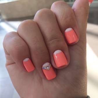 beżowy manicure beżowy manicure