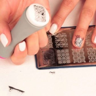 beżowy manicure beżowy manicure