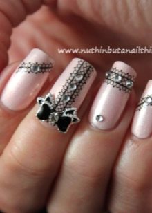 beżowy manicure beżowy manicure