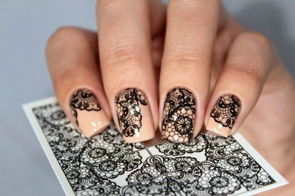 beżowy manicure beżowy manicure