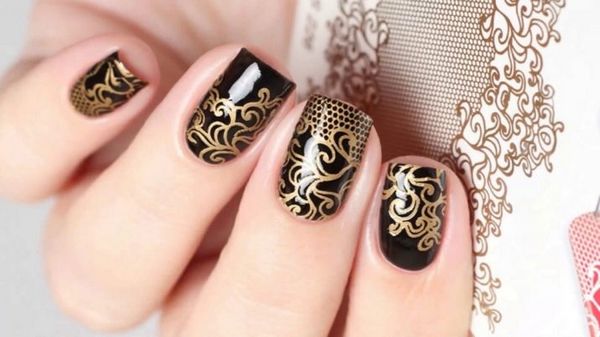 beżowy manicure beżowy manicure