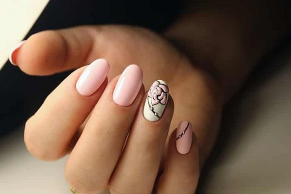 beżowo-brązowy manicure beżowo-brązowy manicure