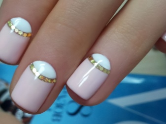 beżowy manicure beżowy manicure