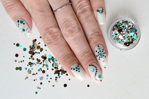 beżowy manicure beżowy manicure