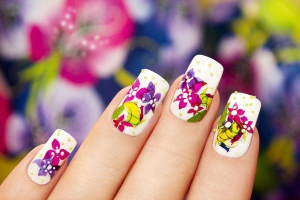 beżowy manicure beżowy manicure