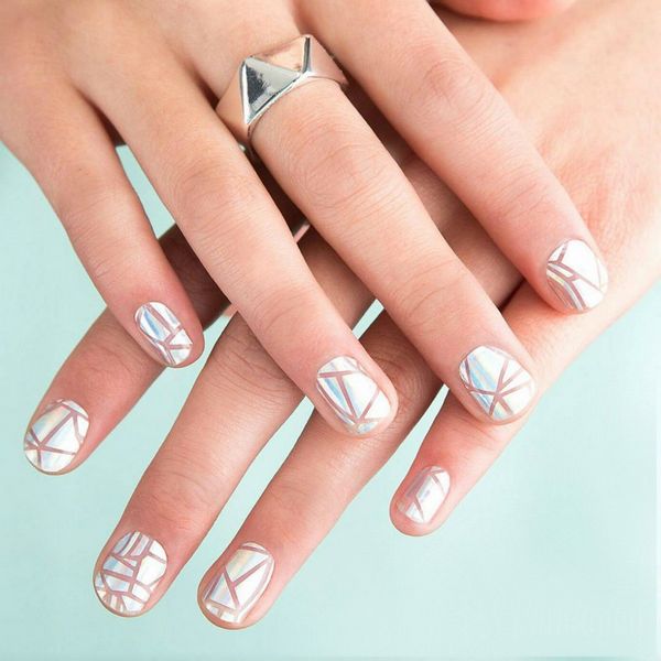 beżowy manicure beżowy manicure