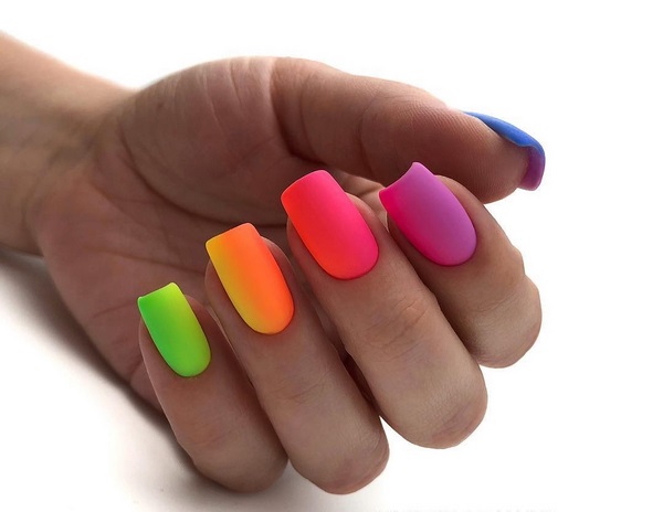 gradientowy manicure gradientowy manicure