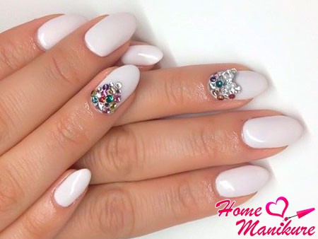 beżowy manicure beżowy manicure