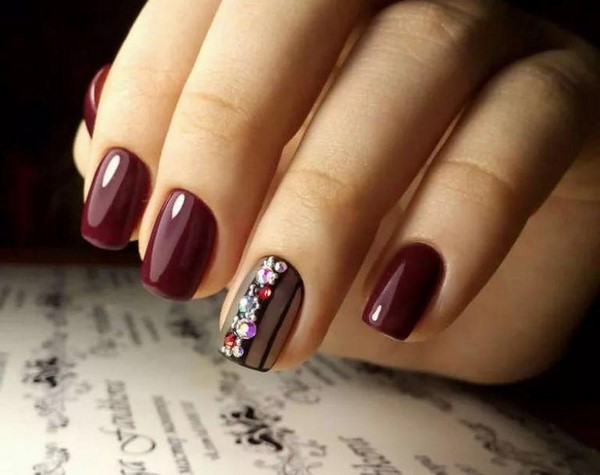 beżowy manicure beżowy manicure