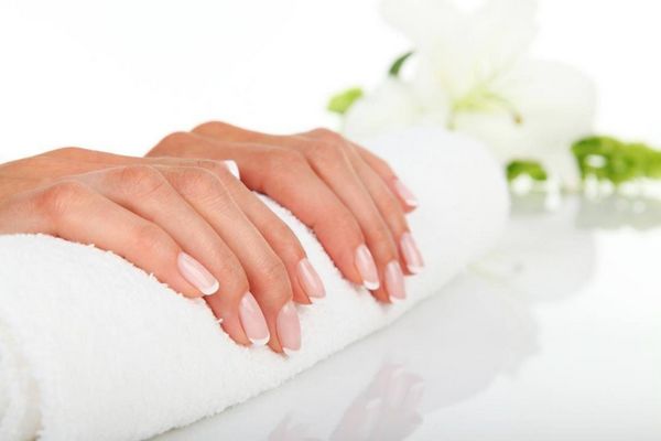 nieobrzynany europejski manicure nieobrzynany europejski manicure