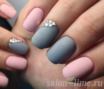 beżowy manicure beżowy manicure