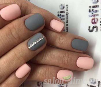 beżowy manicure beżowy manicure