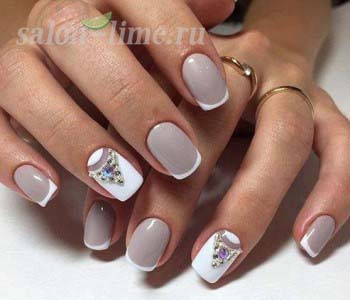 beżowy manicure beżowy manicure