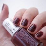 beżowy manicure beżowy manicure