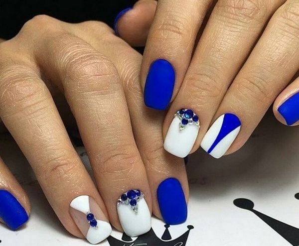 beżowy manicure beżowy manicure