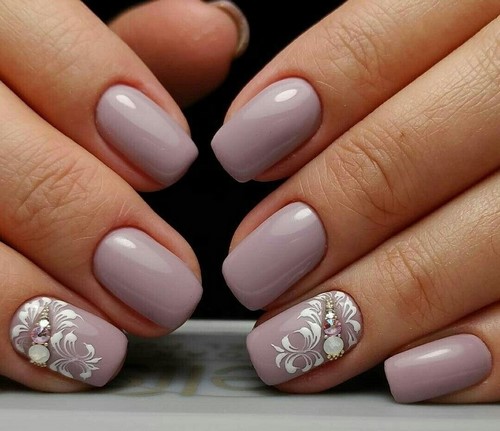 beżowy manicure beżowy manicure