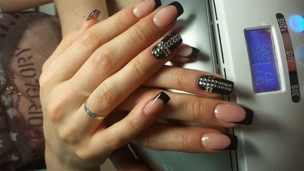 biały manicure biały manicure