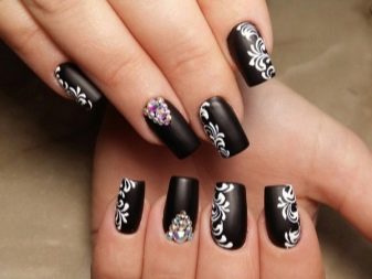 biały manicure biały manicure