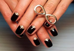 biały manicure biały manicure