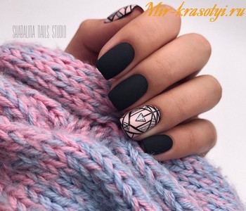 manicure czarno-biały manicure czarno-biały