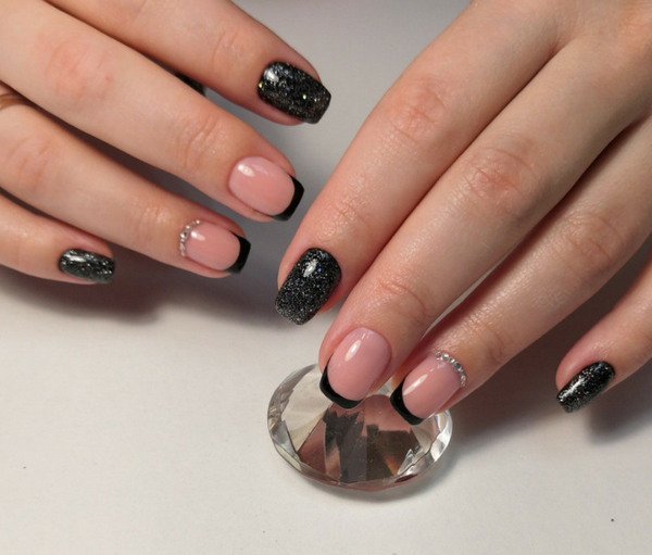 biały manicure biały manicure
