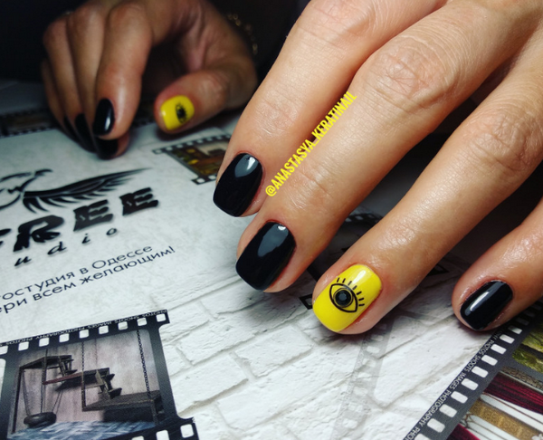 biały manicure biały manicure