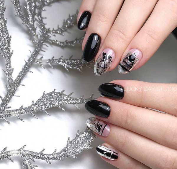 manicure czarno-biały biały manicure