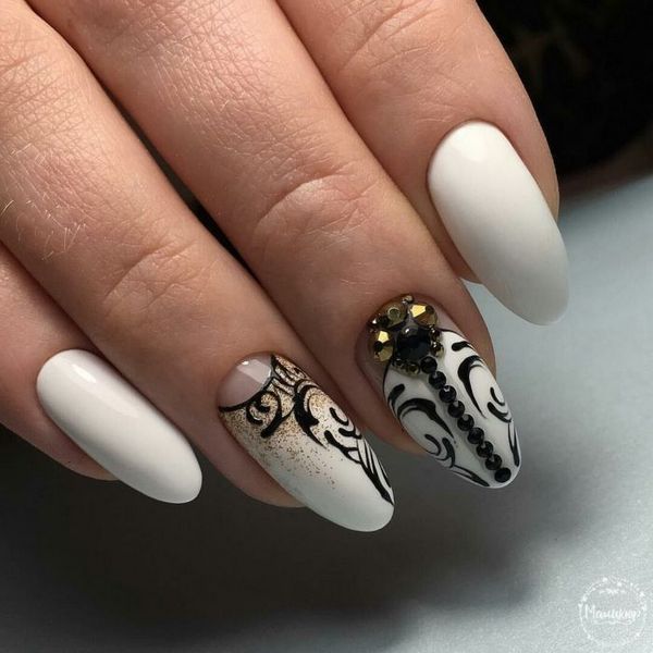 manicure z białego złota manicure z białego złota