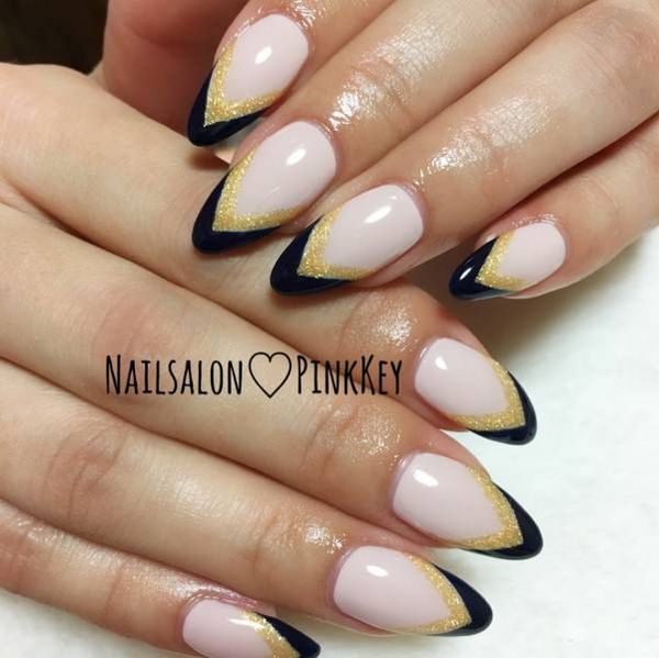 czarno-złote zdjęcie projektu paznokci biały manicure