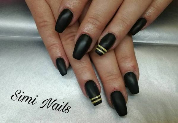 biały manicure manicure z białego złota