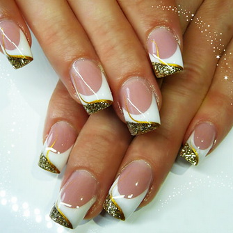 manicure z białego złota biały manicure