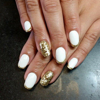 manicure z białego złota biały manicure