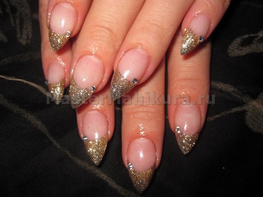 biały manicure biały manicure