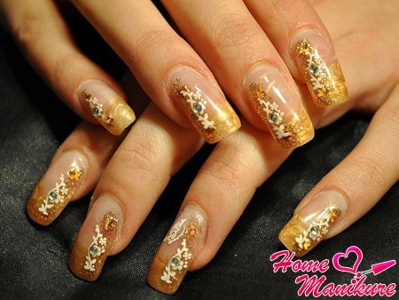 złoty manicure złoty manicure