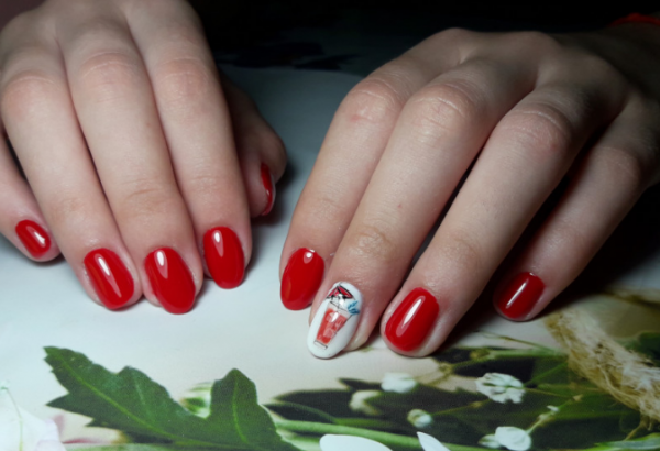 biały manicure biały manicure