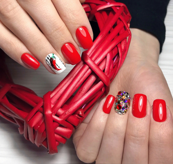 biały manicure biały manicure