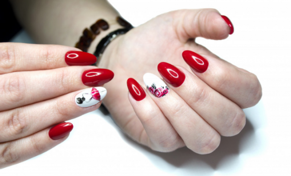 biały manicure biały manicure