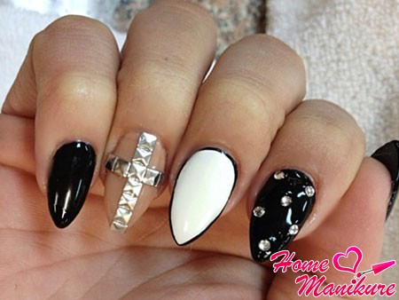 fajny manicure krzyż paznokcie projekt dżetów zdjęcie wideo fajny manicure krzyż paznokcie projekt dżetów zdjęcie wideo