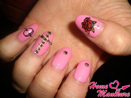 fajny manicure krzyż paznokcie projekt dżetów zdjęcie wideo fajny manicure krzyż paznokcie projekt dżetów zdjęcie wideo